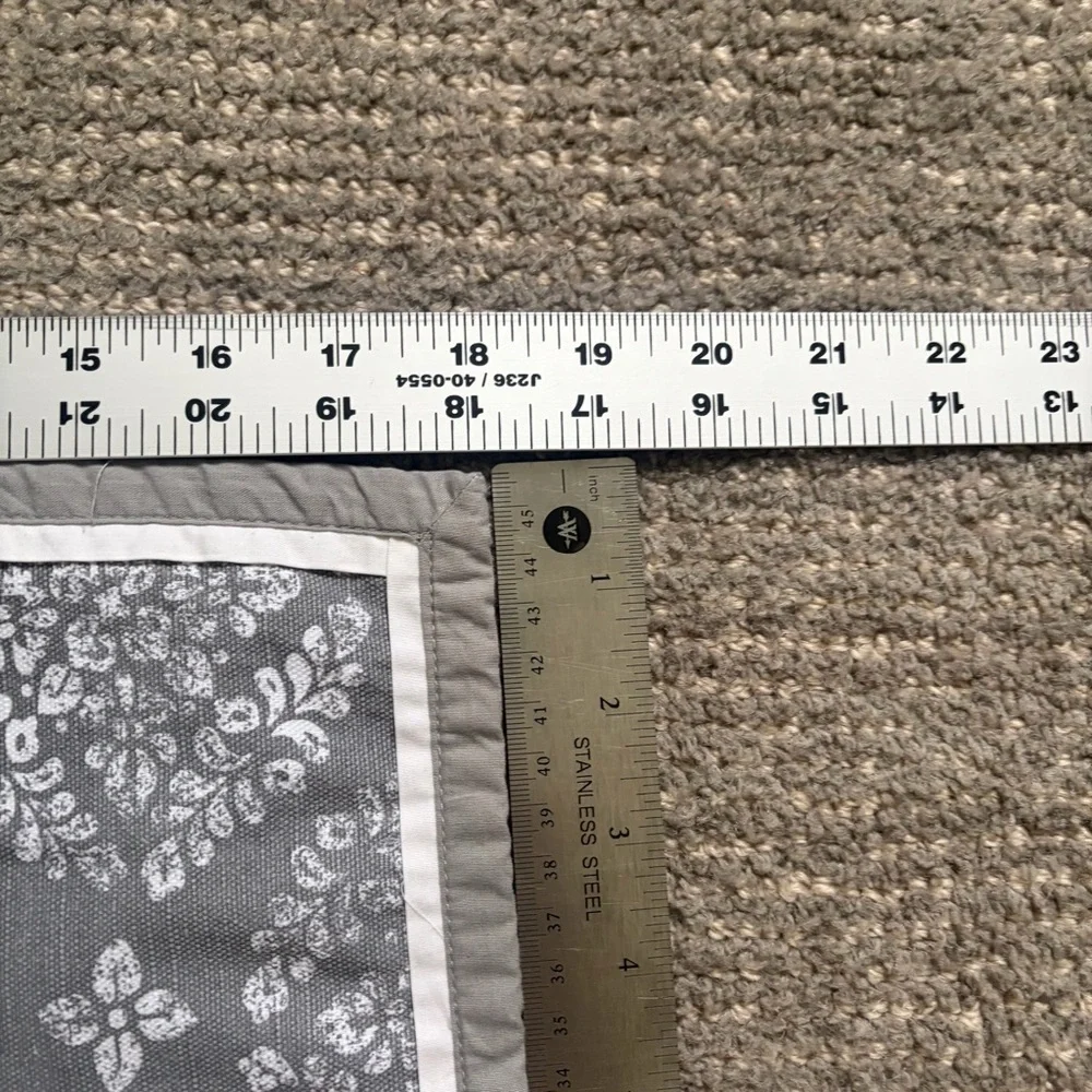 Gray Floral Damask Pattern Cotton Placemats - Set of 12